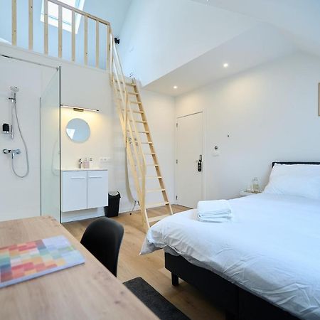 Living Home - Guest House בריסל מראה חיצוני תמונה