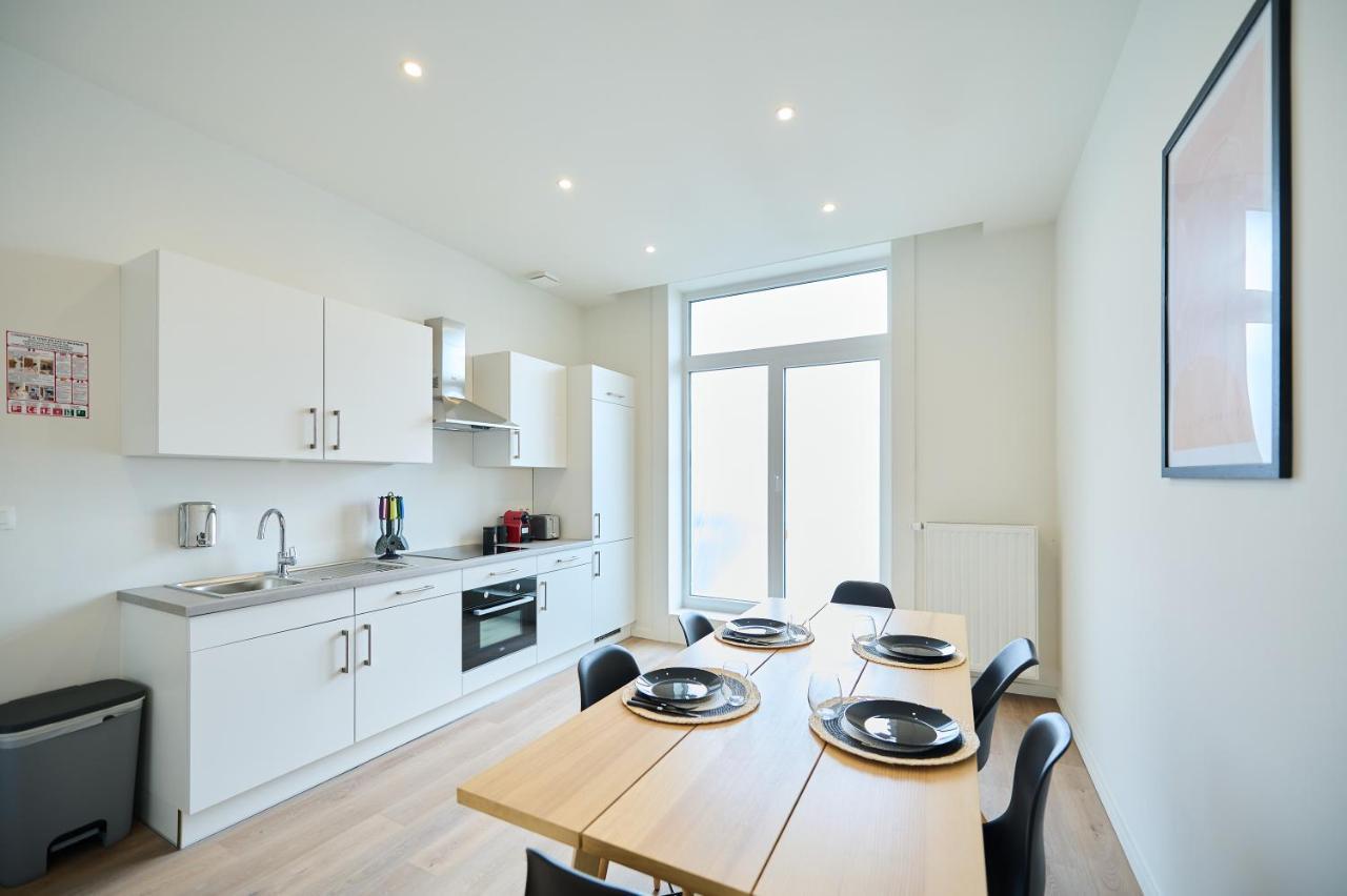 Living Home - Guest House בריסל מראה חיצוני תמונה